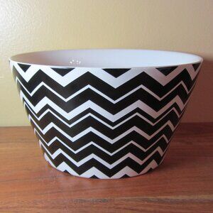 black & white zig-zag mixing bowl Missoni 8+ cups (W4493)